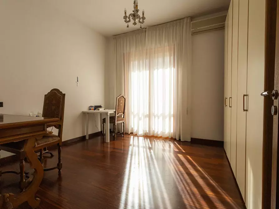 Immagine 2 di Villa in vendita  in via antonietta de pace a Lecce