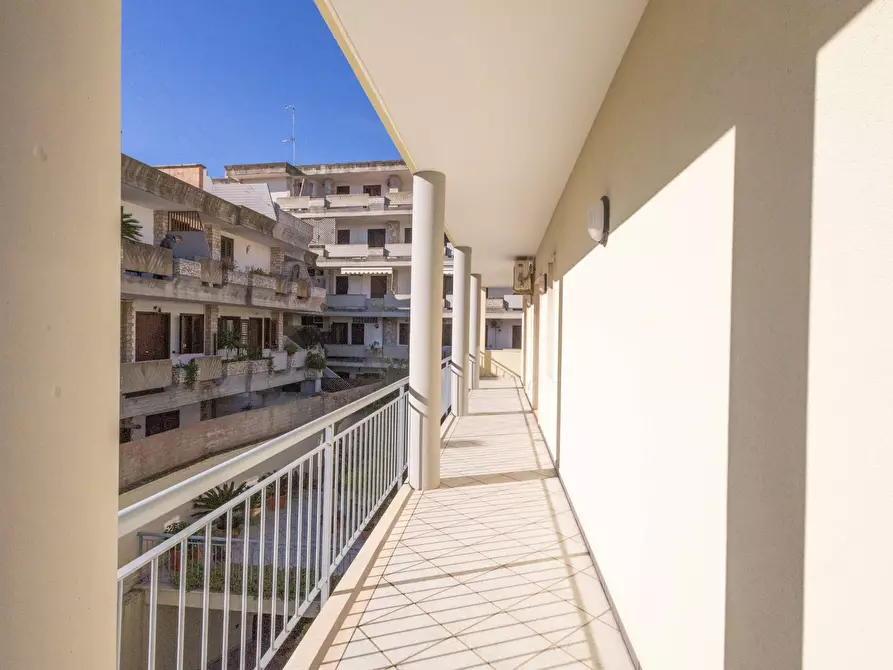 Immagine 21 di Villa in vendita  in via antonietta de pace a Lecce