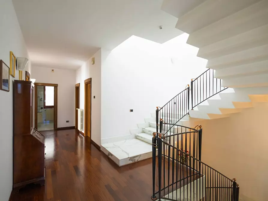 Immagine 13 di Villa in vendita  in via antonietta de pace a Lecce