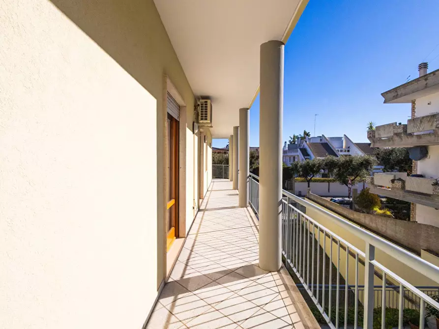 Immagine 22 di Villa in vendita  in via antonietta de pace a Lecce