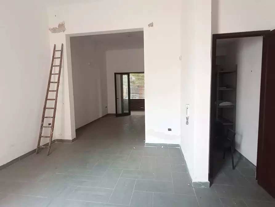 Immagine 9 di Locale commerciale in vendita  in via cimitero a Nardo'