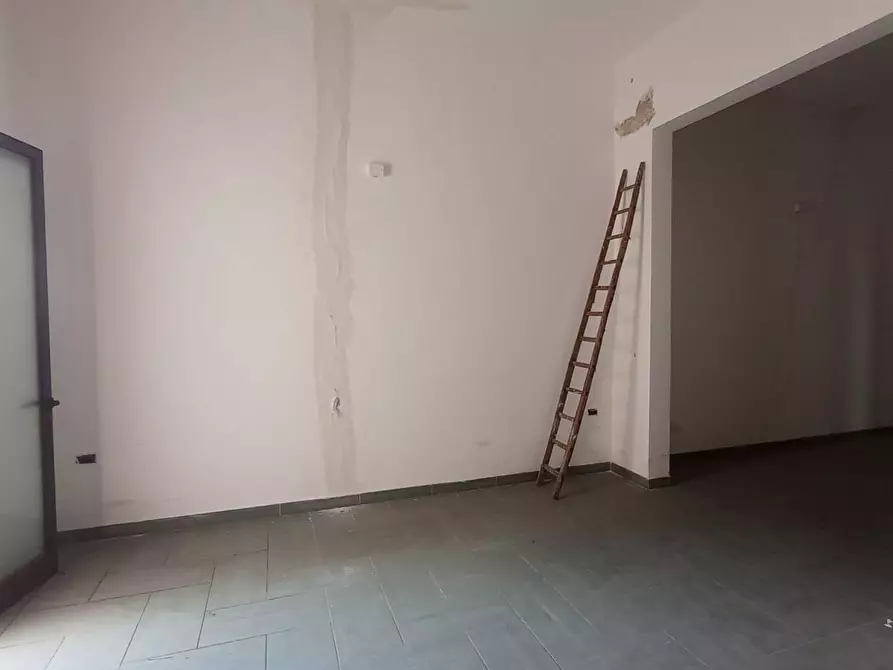 Immagine 10 di Locale commerciale in vendita  in via cimitero a Nardo'