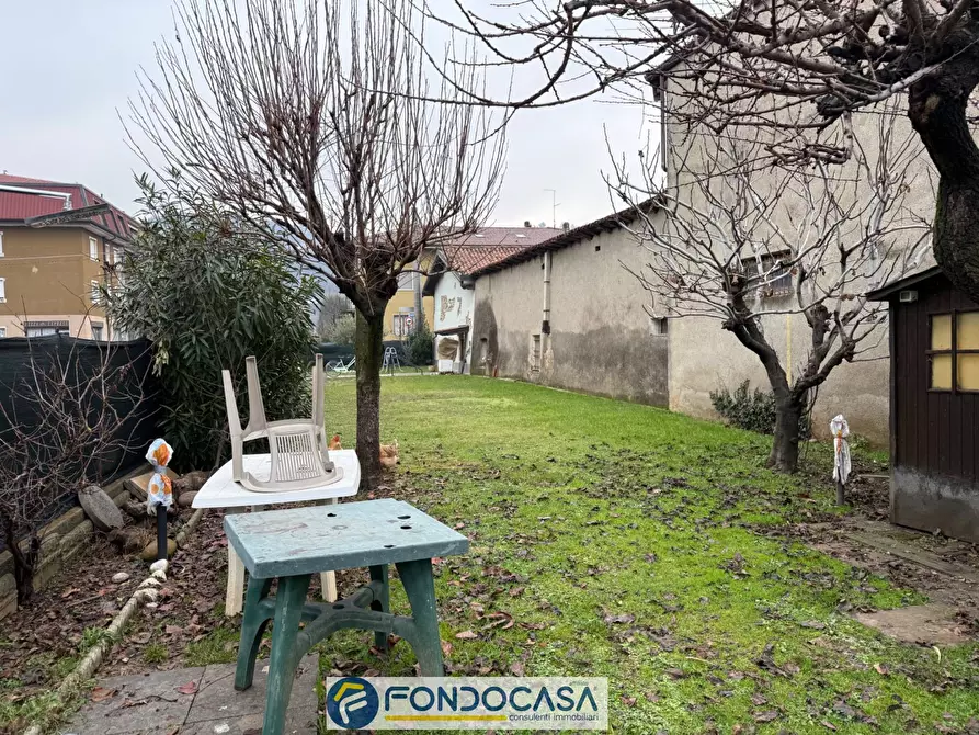 Immagine 11 di Villa in vendita  a Coccaglio