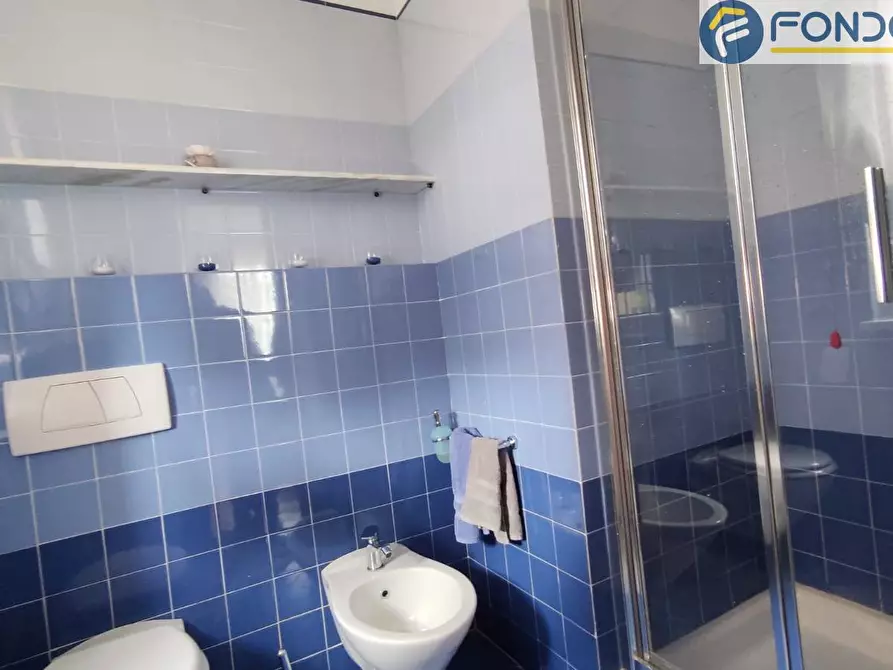 Immagine 12 di Villa in vendita  in via delle mimose a Camaiore