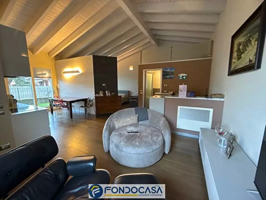 Immagine 11 di Villetta a schiera in vendita  a Coccaglio