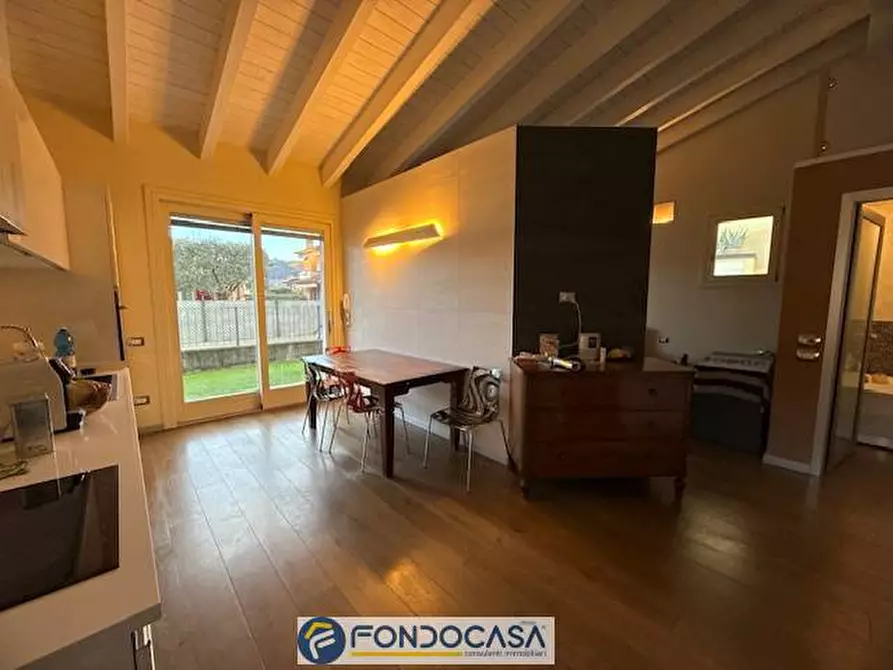 Immagine 13 di Villetta a schiera in vendita  a Coccaglio