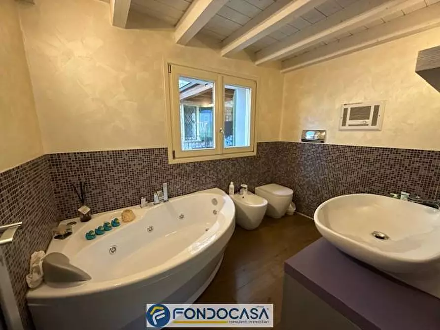 Immagine 21 di Villetta a schiera in vendita  a Coccaglio