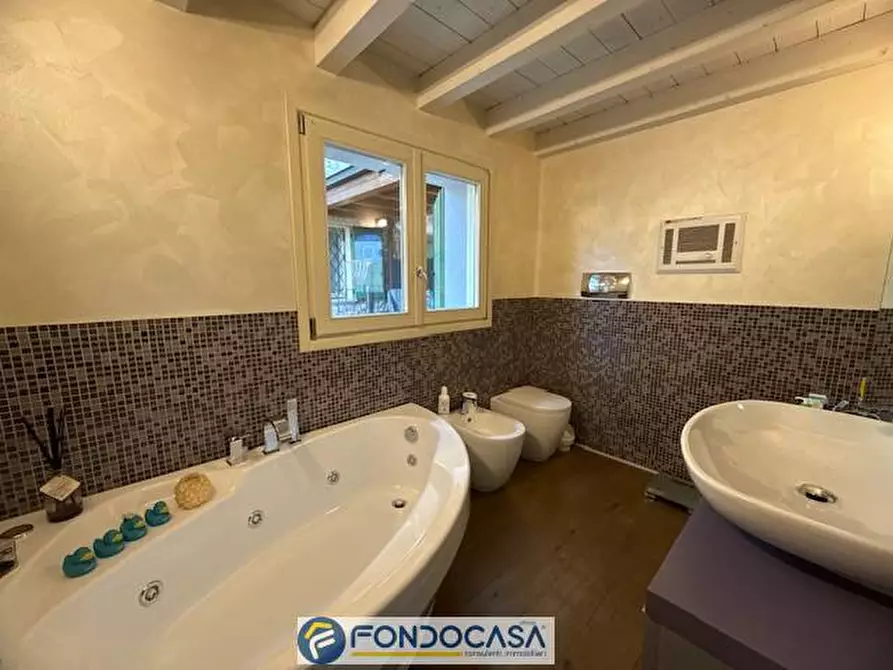 Immagine 22 di Villetta a schiera in vendita  a Coccaglio