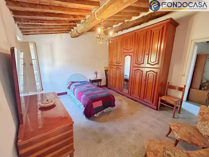 Immagine 29 di Villetta a schiera in vendita  in Via Solaio a Pietrasanta