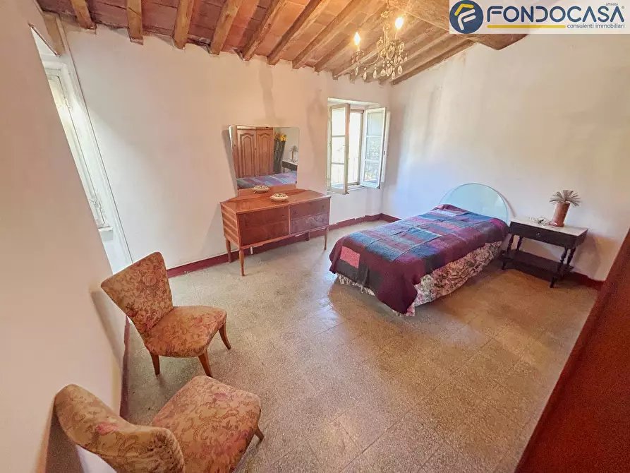 Immagine 30 di Villetta a schiera in vendita  in Via Solaio a Pietrasanta