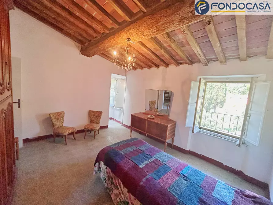 Immagine 28 di Villetta a schiera in vendita  in Via Solaio a Pietrasanta