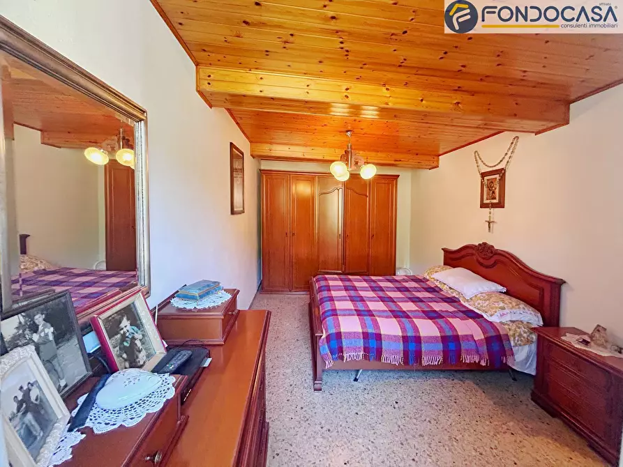 Immagine 22 di Villetta a schiera in vendita  in Via Solaio a Pietrasanta