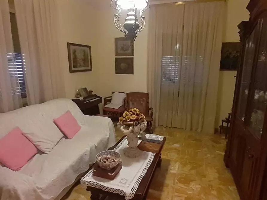 Immagine 5 di Appartamento in vendita  in via albisola a Torino