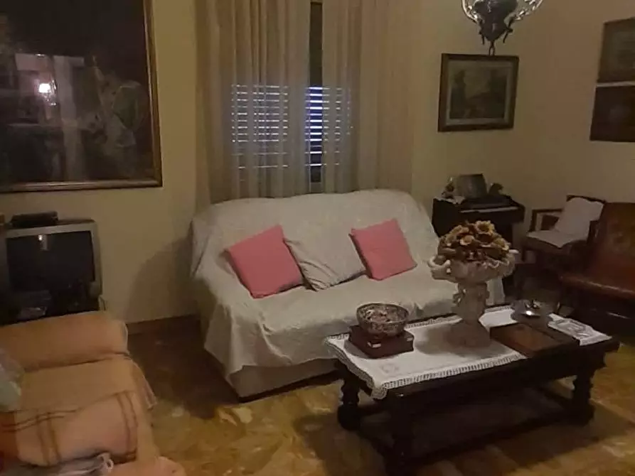 Immagine 8 di Appartamento in vendita  in via albisola a Torino