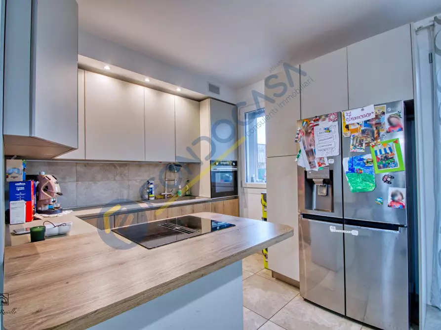 Immagine 6 di Appartamento in vendita  in VIA MONTE CENERI a Limbiate