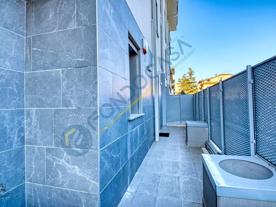 Immagine 17 di Appartamento in vendita  in VIA MONTE CENERI a Limbiate