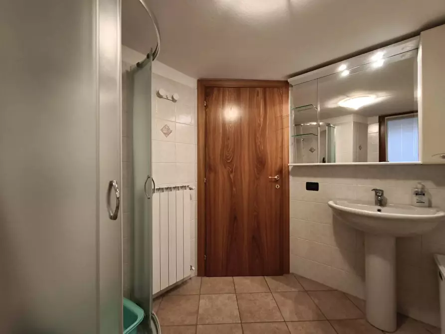 Immagine 12 di Appartamento in affitto  in Piazza Paradiso a Clusone