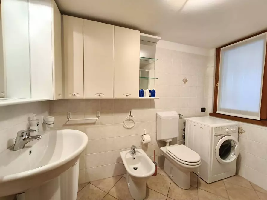 Immagine 10 di Appartamento in affitto  in Piazza Paradiso a Clusone