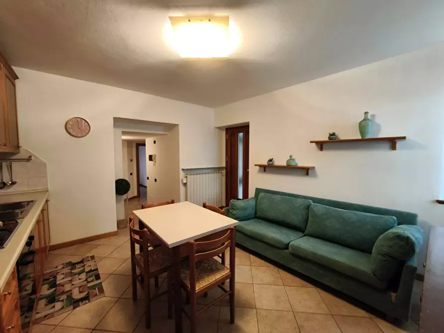 Immagine 5 di Appartamento in affitto  in Piazza Paradiso a Clusone