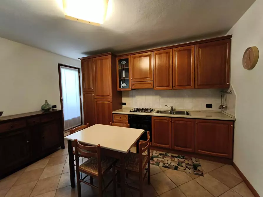 Immagine 4 di Appartamento in affitto  in Piazza Paradiso a Clusone