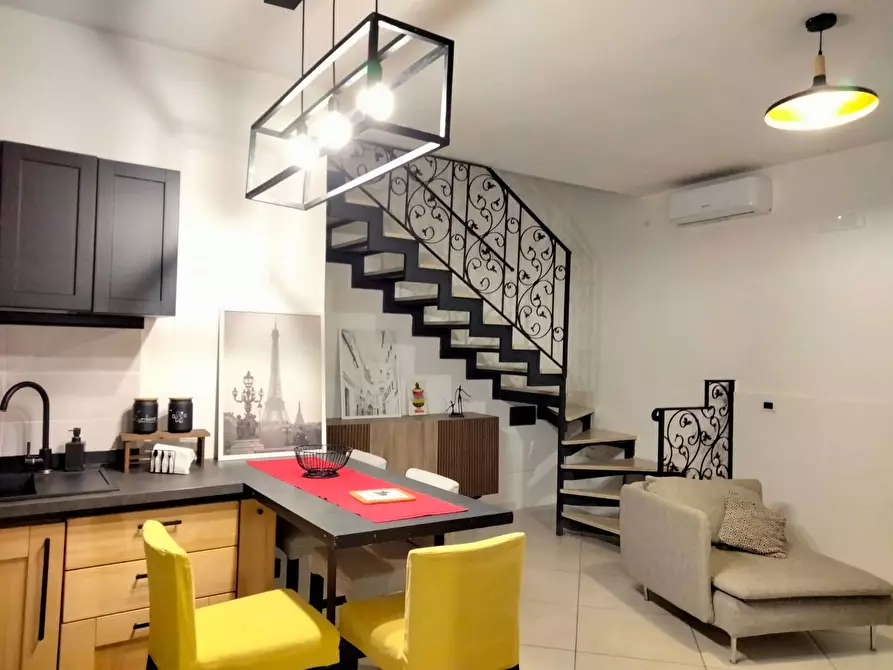 Immagine 2 di Appartamento in vendita  a Pomigliano D'arco