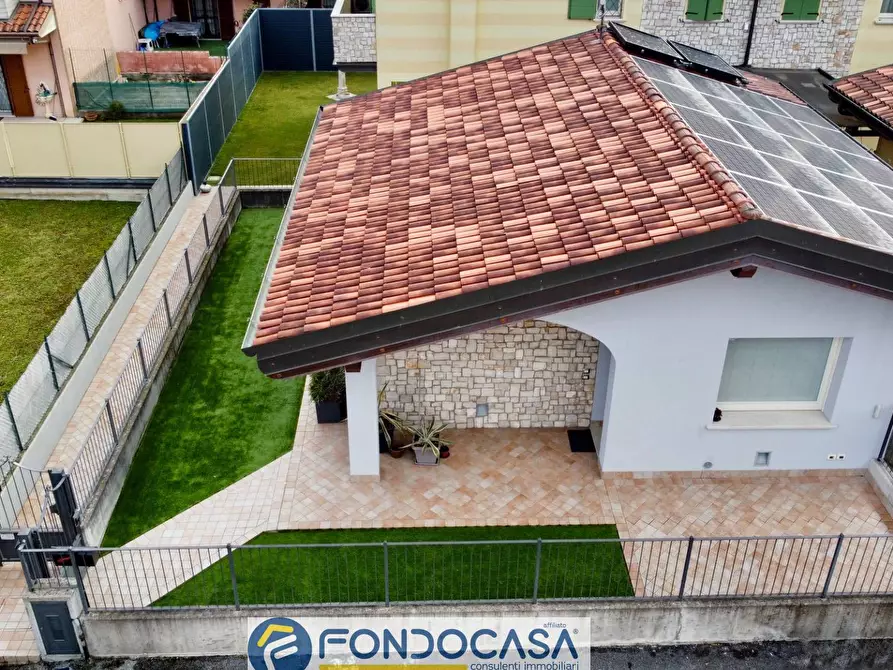 Immagine 2 di Villetta a schiera in vendita  a Coccaglio