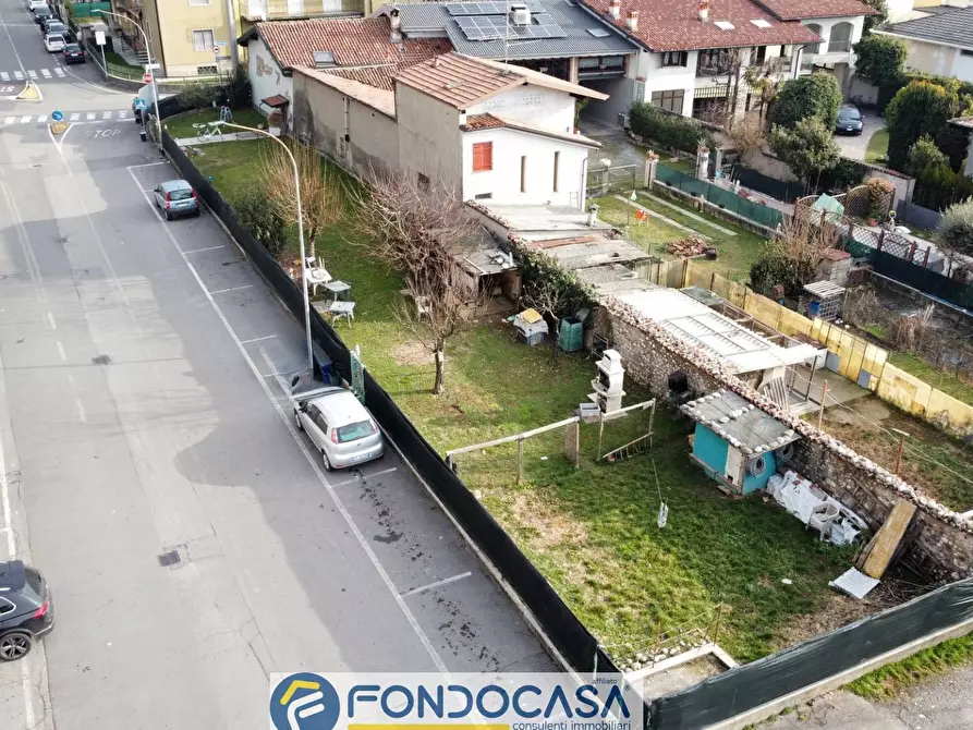 Immagine 5 di Villa in vendita  a Coccaglio