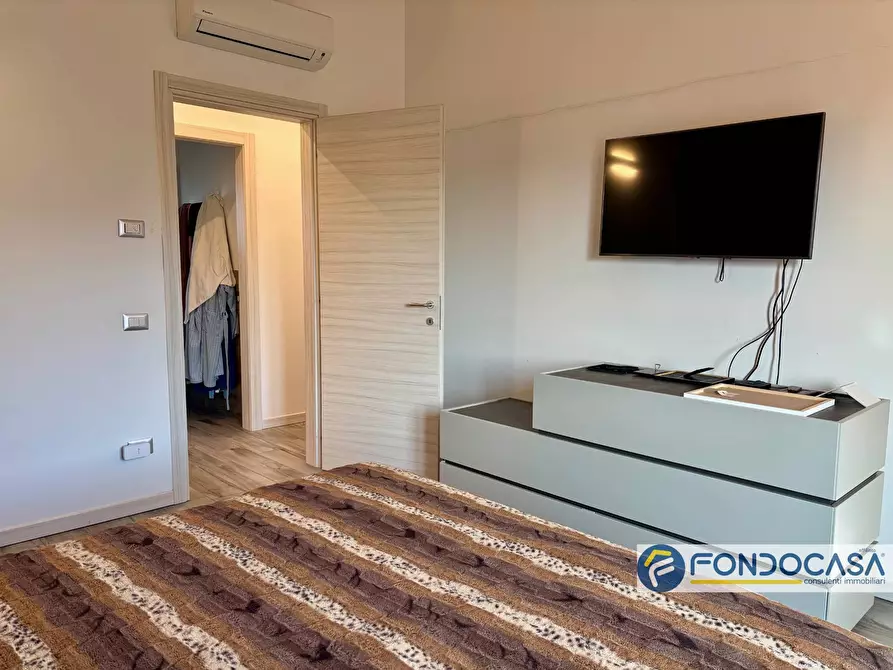 Immagine 16 di Villa in vendita  a Carobbio Degli Angeli