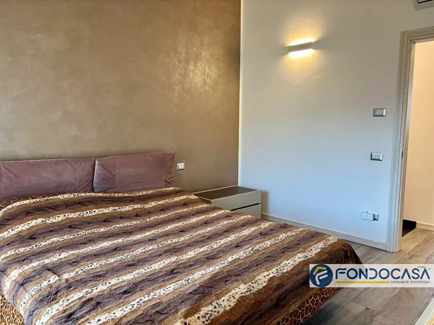 Immagine 17 di Villa in vendita  a Carobbio Degli Angeli