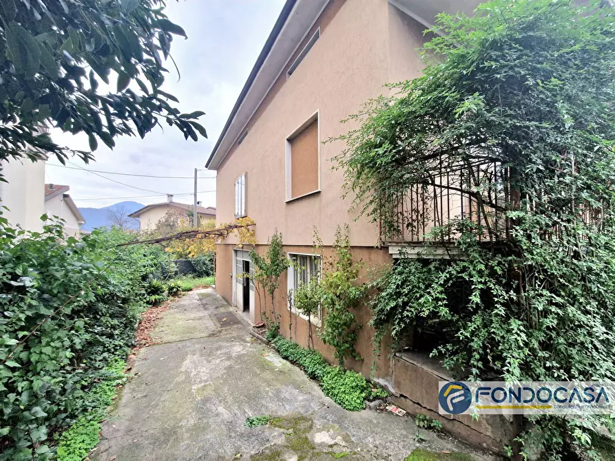 Immagine 20 di Villa in vendita  in VIA DEL BROLO a Brescia