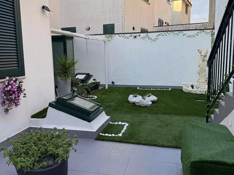 Immagine 3 di Villa in vendita  in Via Parrocchia a Baronissi