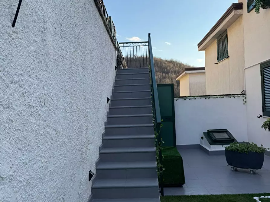 Immagine 4 di Villa in vendita  in Via Parrocchia a Baronissi