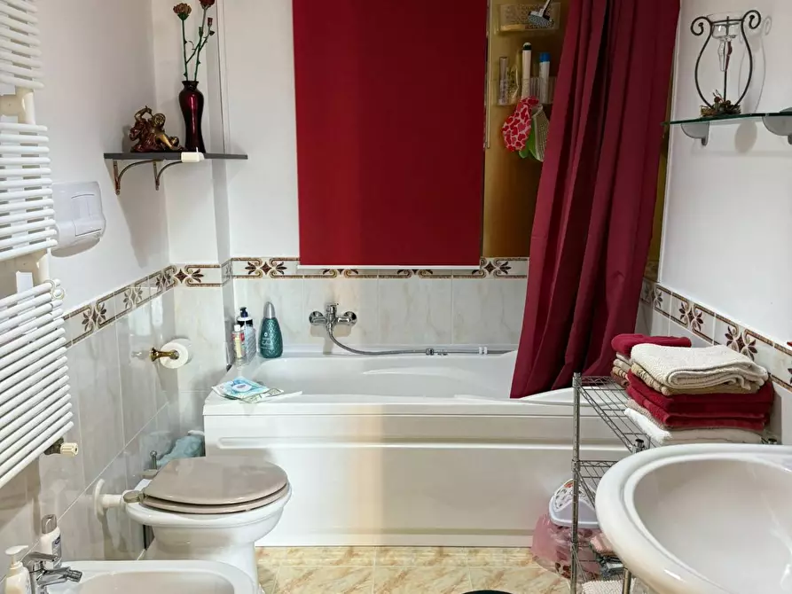 Immagine 15 di Villa in vendita  in Via Parrocchia a Baronissi