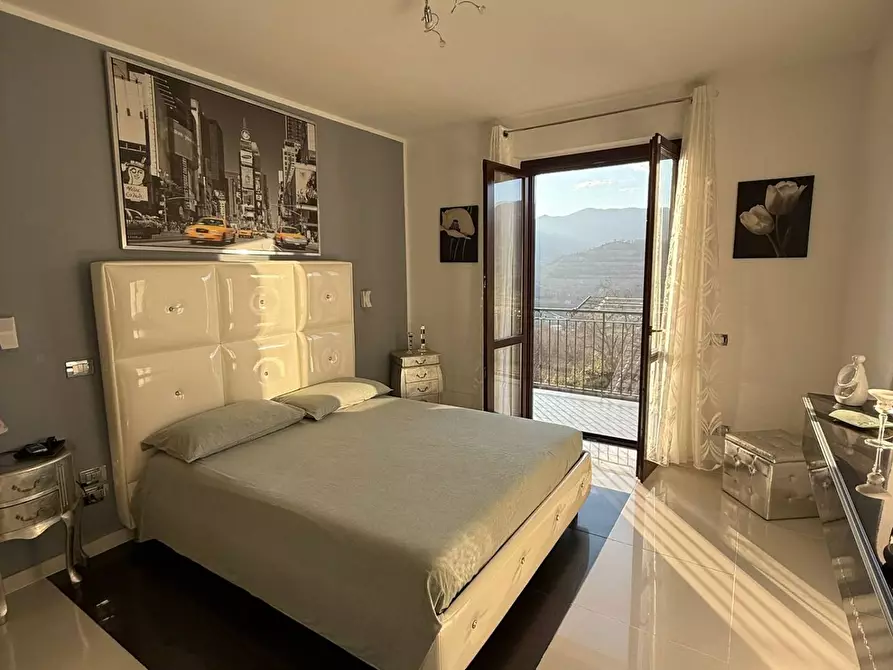 Immagine 17 di Villa in vendita  in Via Parrocchia a Baronissi