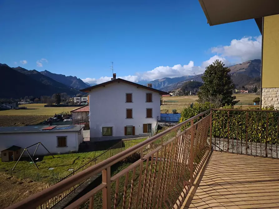 Immagine 7 di Appartamento in vendita  in Via Guizzetti a Clusone