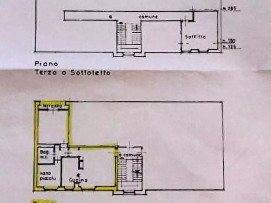 Immagine 25 di Appartamento in vendita  in Via della Pace a Seravezza