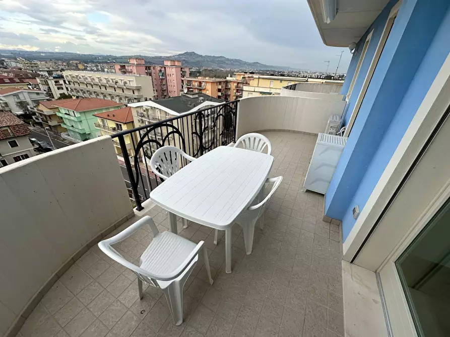 Immagine 21 di Appartamento in vendita  in Viale della Vittoria a Alba Adriatica
