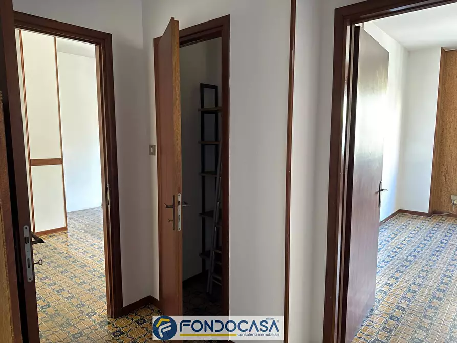 Immagine 12 di Appartamento in vendita  a Rovato