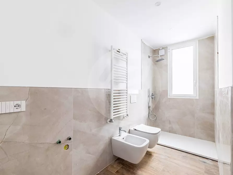 Immagine 14 di Appartamento in vendita  in via milite ignoto a Alassio