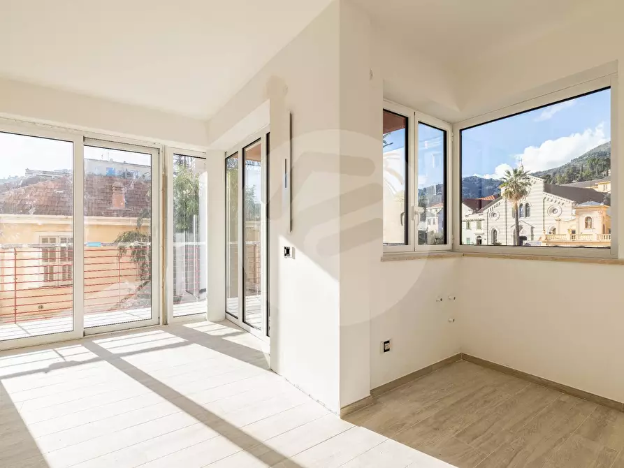 Immagine 3 di Appartamento in vendita  in via bosco a Alassio