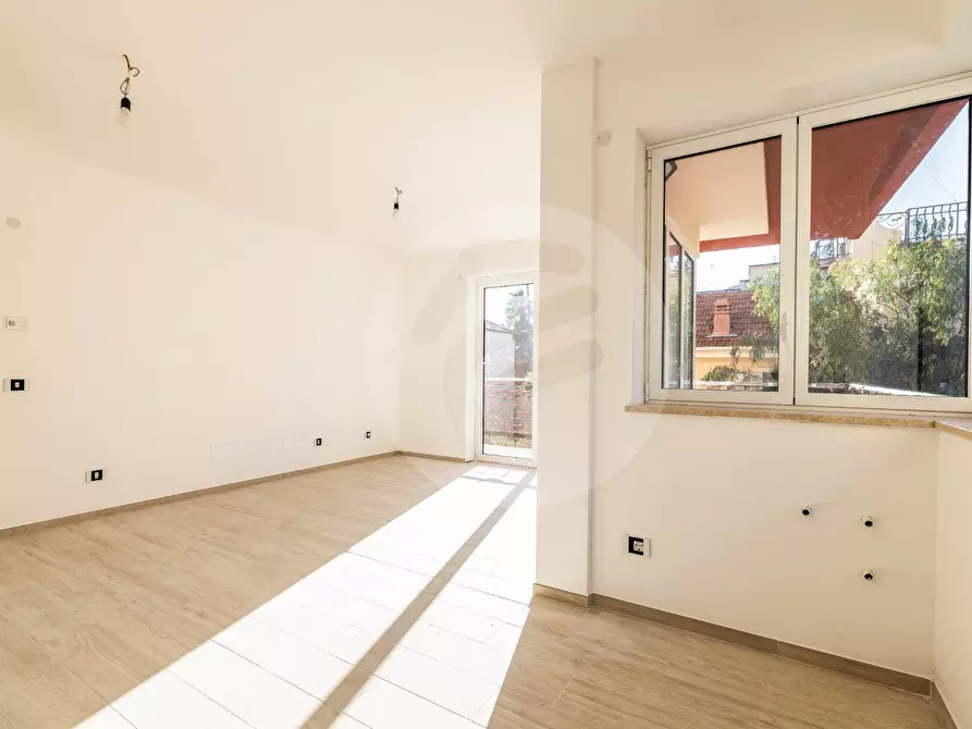 Immagine 4 di Appartamento in vendita  in via bosco a Alassio