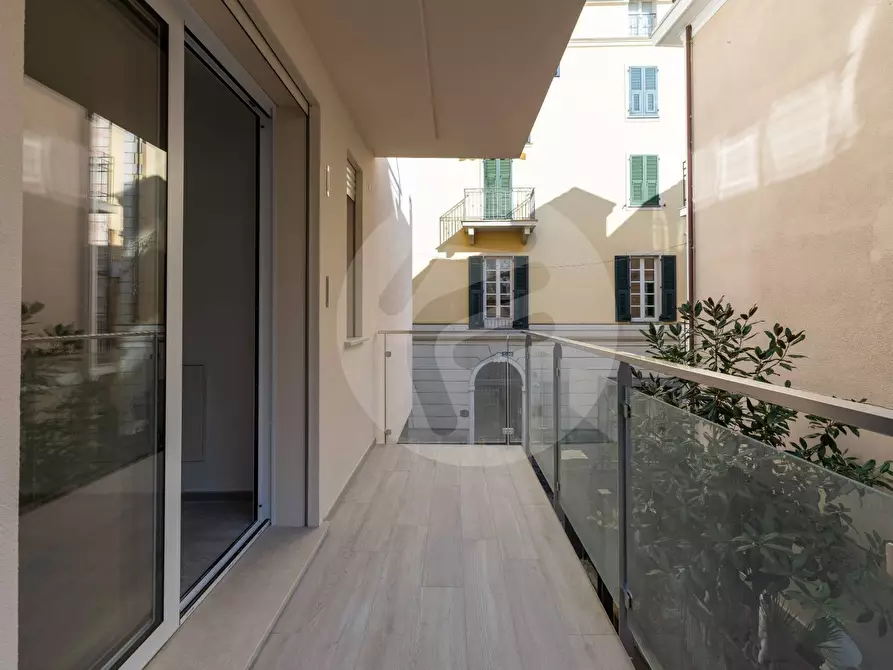 Immagine 11 di Appartamento in vendita  in via milite ignoto a Alassio