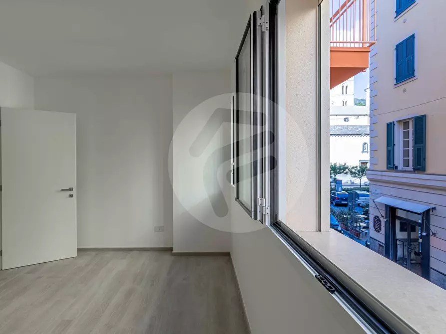 Immagine 19 di Appartamento in vendita  in via milite ignoto a Alassio