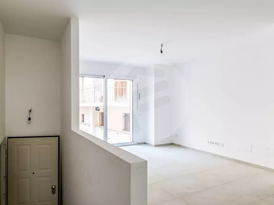 Immagine 2 di Appartamento in vendita  in via milite ignoto a Alassio