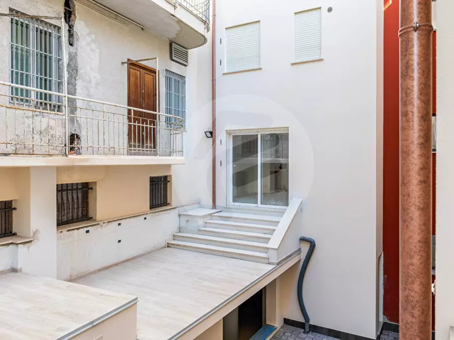 Immagine 17 di Appartamento in vendita  in via milite ignoto a Alassio