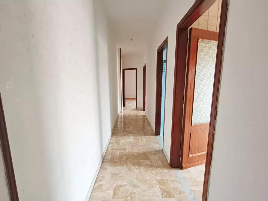 Immagine 7 di Appartamento in vendita  a Casoria