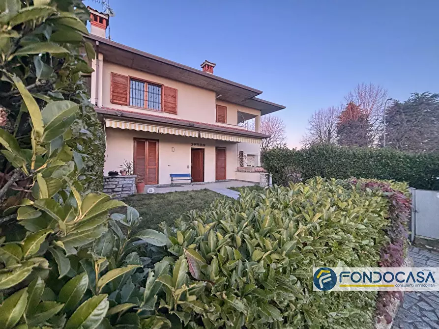 Immagine 3 di Appartamento in vendita  a Palazzolo Sull'oglio