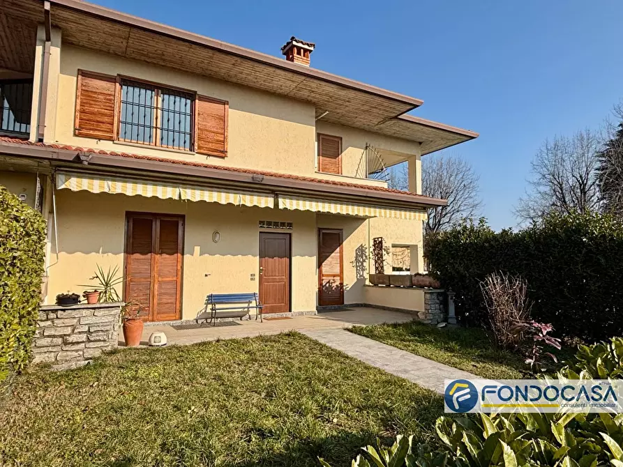 Immagine 2 di Appartamento in vendita  a Palazzolo Sull'oglio