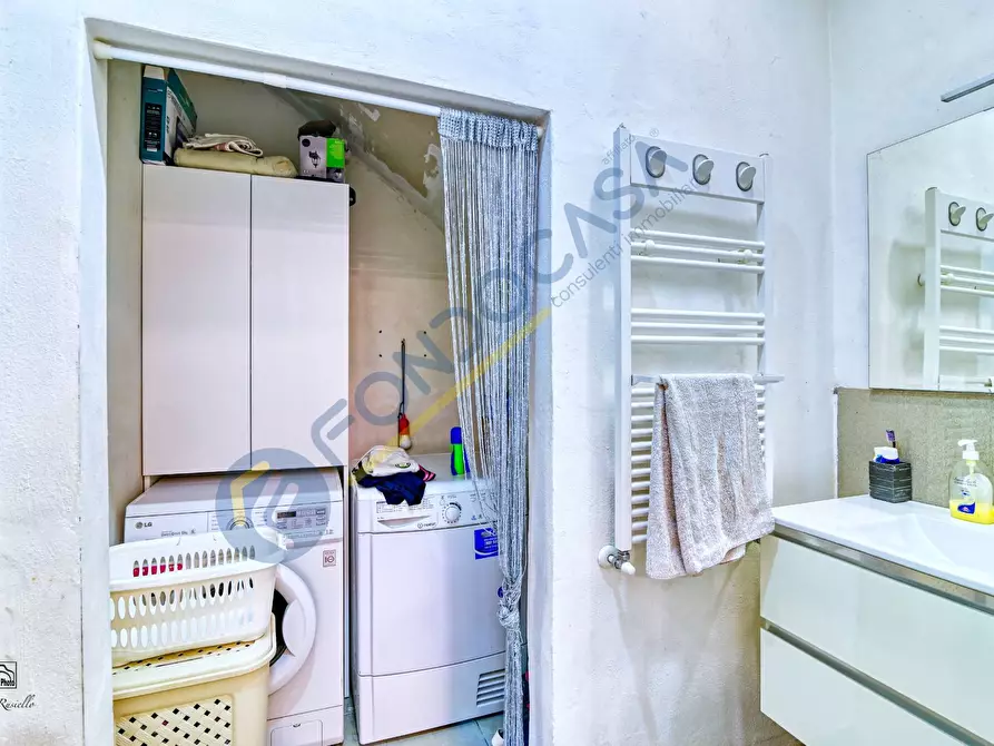 Immagine 10 di Villa in vendita  in VIA ISONZO a Solaro