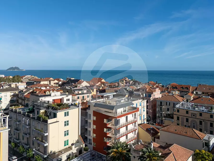 Immagine 22 di Appartamento in vendita  in via bosco a Alassio